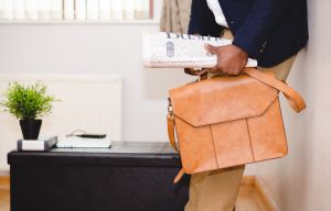 middle_class_wages_man_briefcase